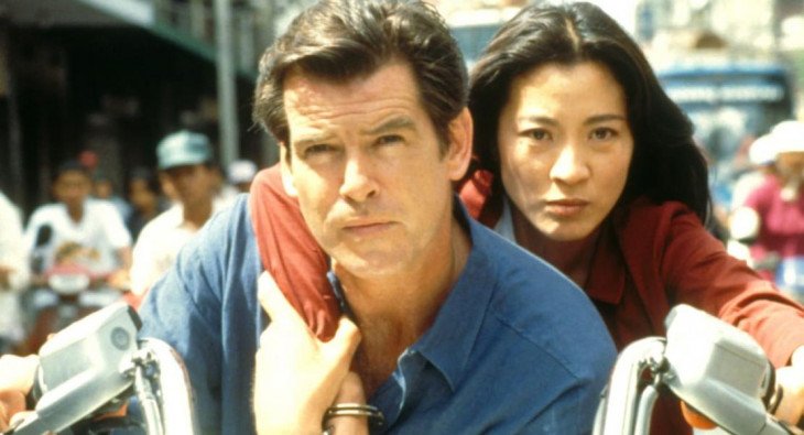 007: Завтра не умрёт никогда