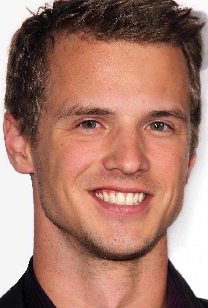 Фредди Строма