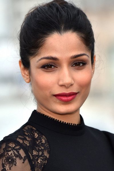 Фрида Пинто