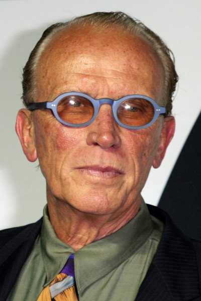 Питер Уэллер