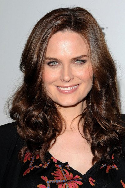 Эмили Дешанель