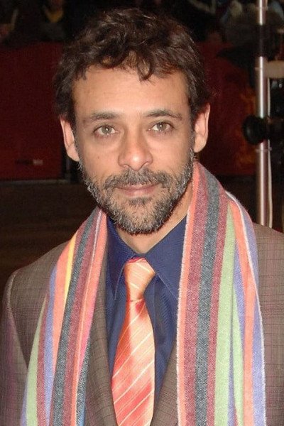 Александр Сиддиг