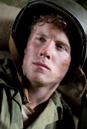 Эштон Холмс