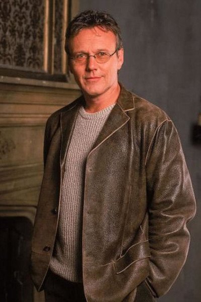 Anthony Stewart Head