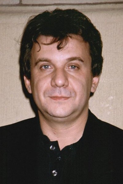 Алехандро Агрести