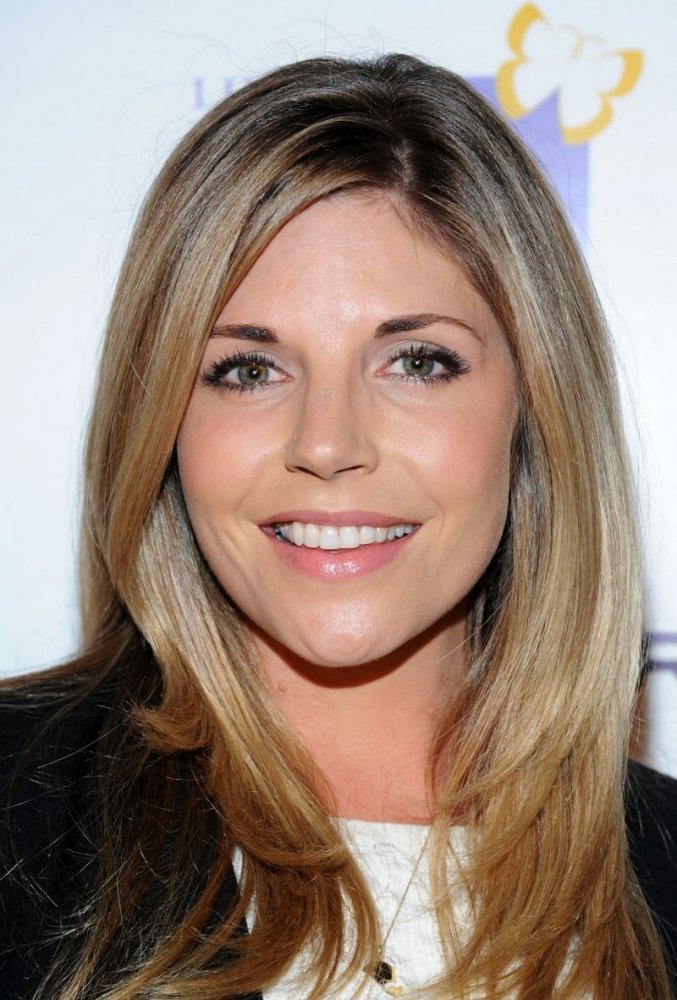 Андреа Богарт