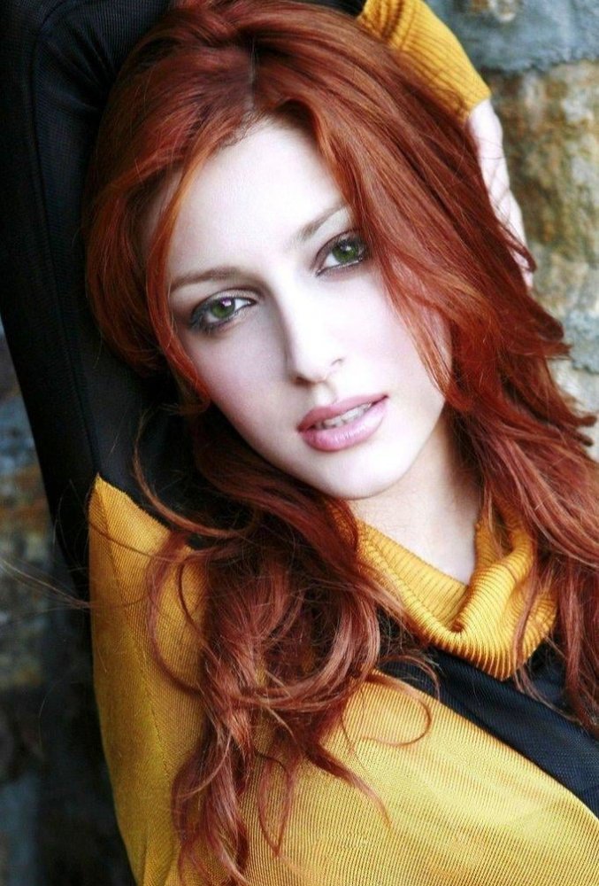 Elena Satine