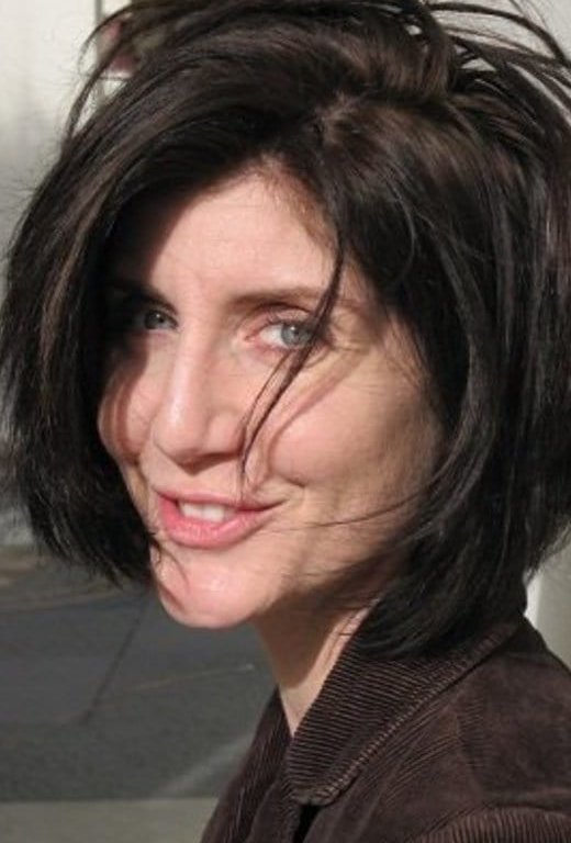 Эмбер Армстронг