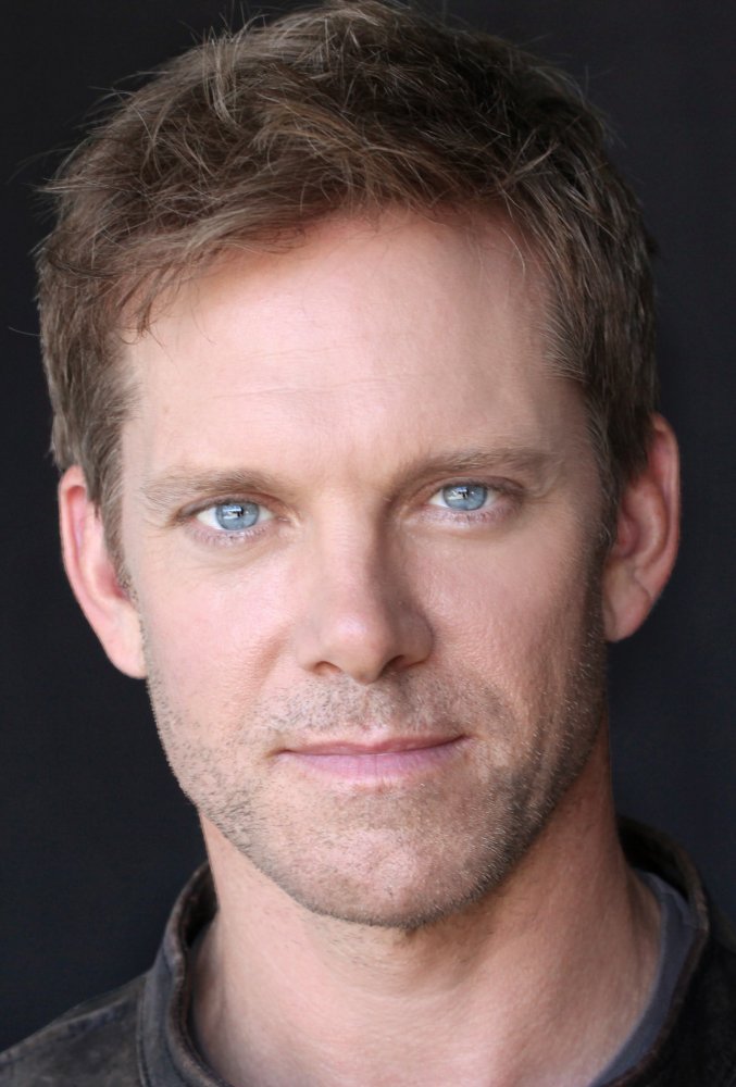 Адам Хэррингтон