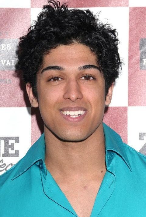 Кунал Шарма