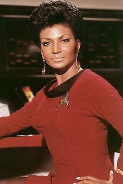 Нишелль Николс