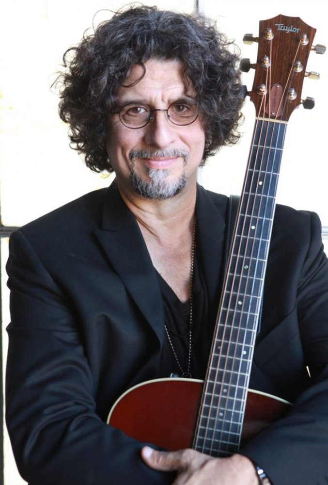 Дэн Наварро