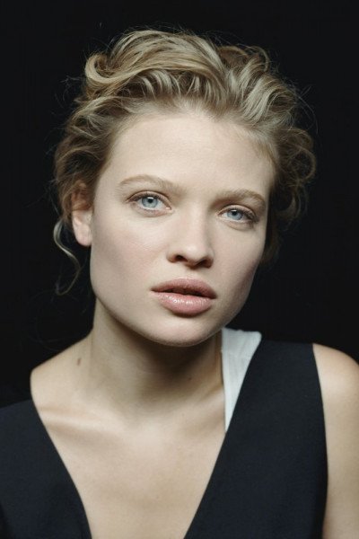 Мелани Тьерри