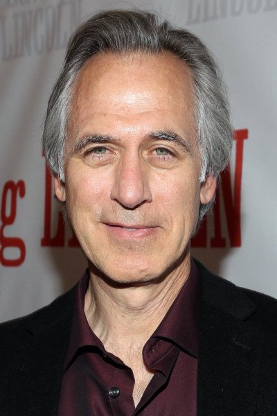 Том Амандес