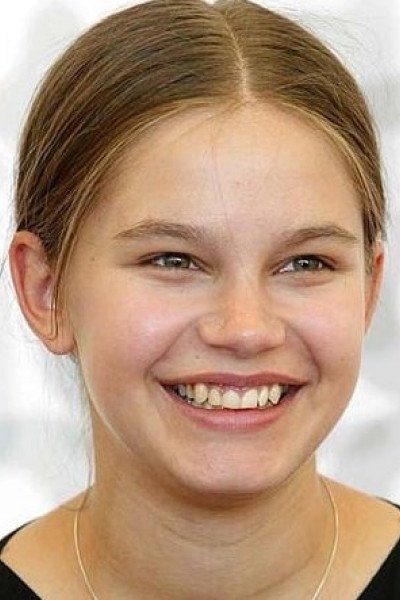 Porno: Chiroyli rus talabasi imtihondan otadi.