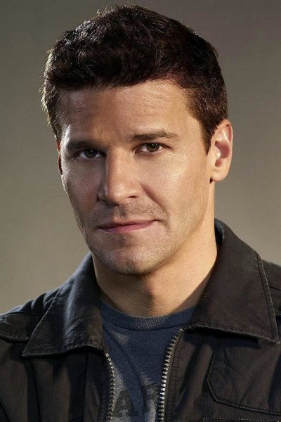 Дэвид Бореаназ