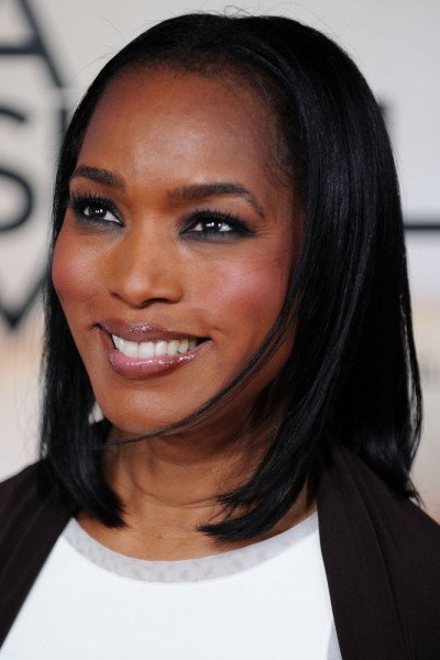 Анжела Бассетт