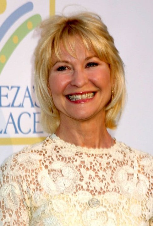 Dee Wallace