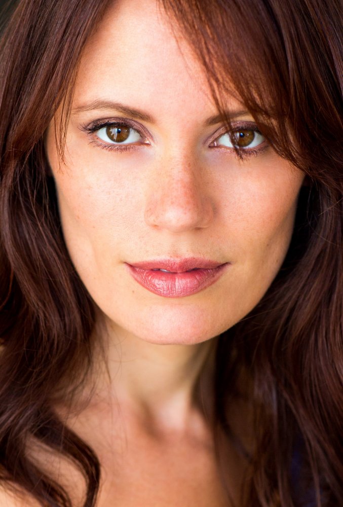 Эмили Суоллоу