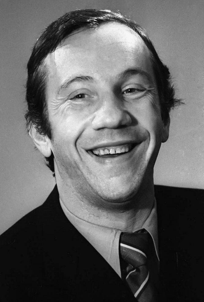 Савелий Крамаров