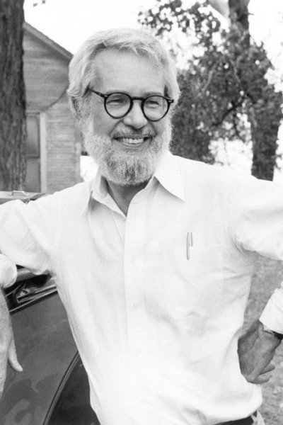 Роберт Бентон