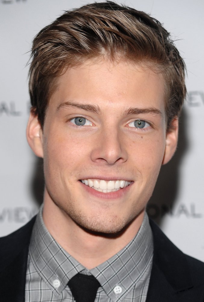 Хантер Пэрриш