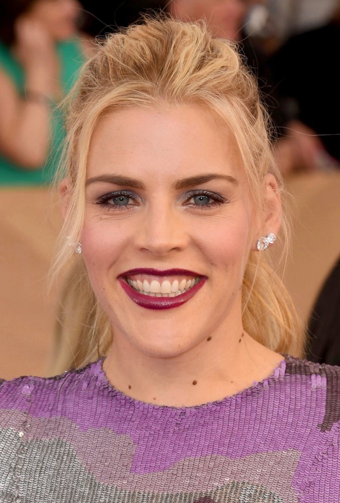 Бизи Филиппс