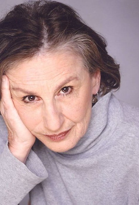 Лорна Рэвер