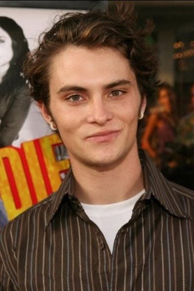 Шайло Фернандес