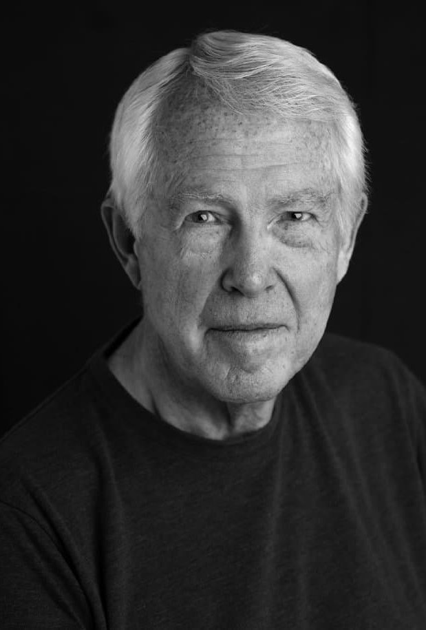 Майкл Дж. Рейнольдс