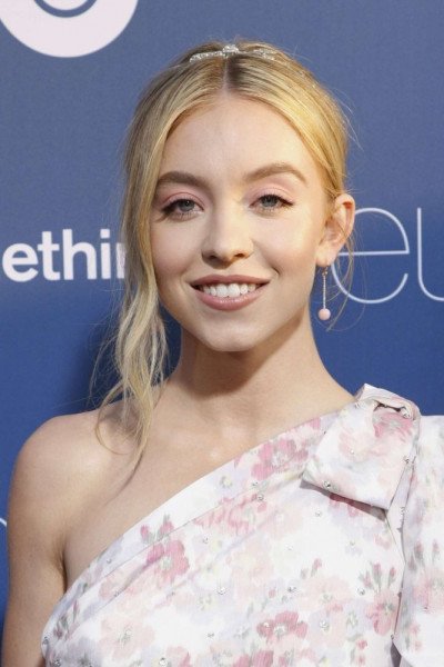 Сидни Свини