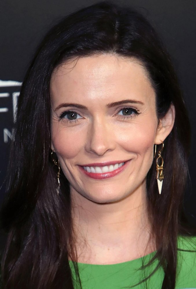 Bitsie Tulloch