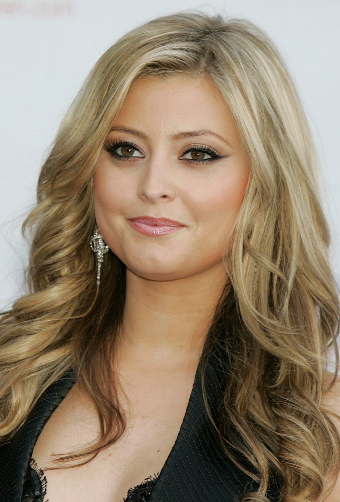 Холли Вэлэнс