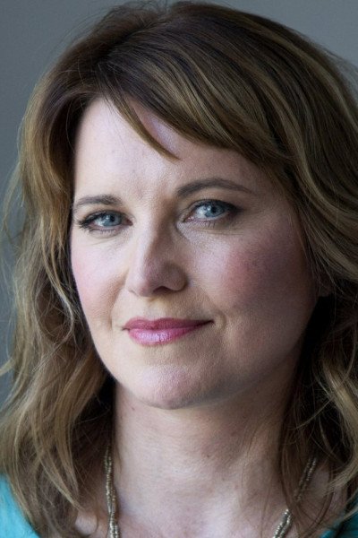 Люси Лоулесс