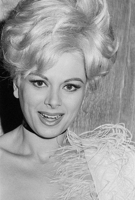 Сандра Мило