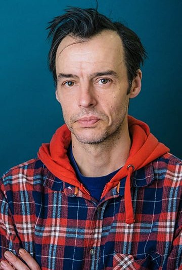 Пол Хилтон