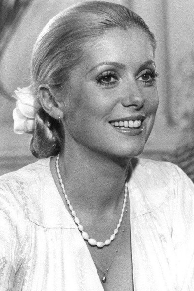 Катрин Денёв