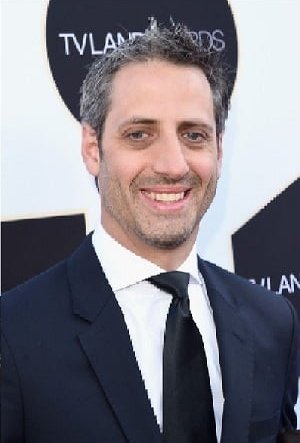 Джош Савиано