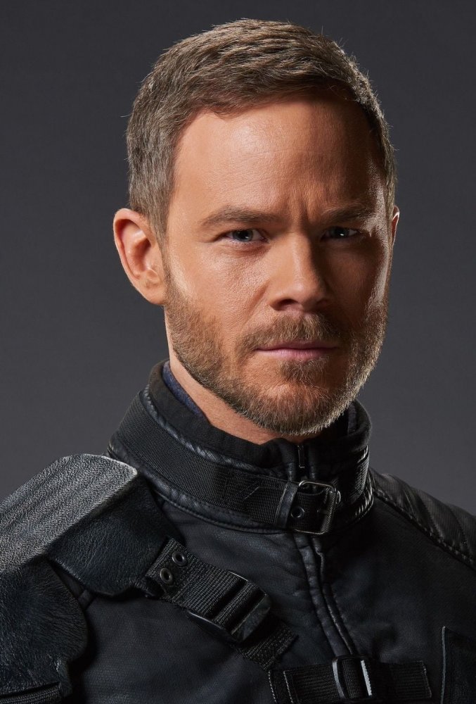 Аарон Эшмор