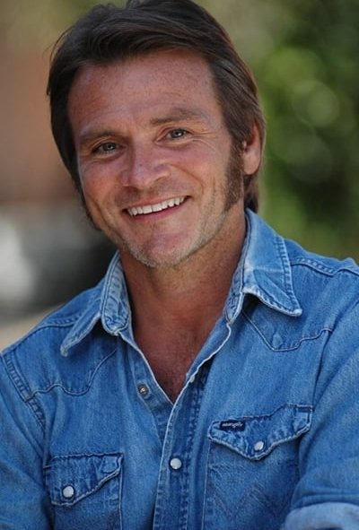 Douglas Bennett