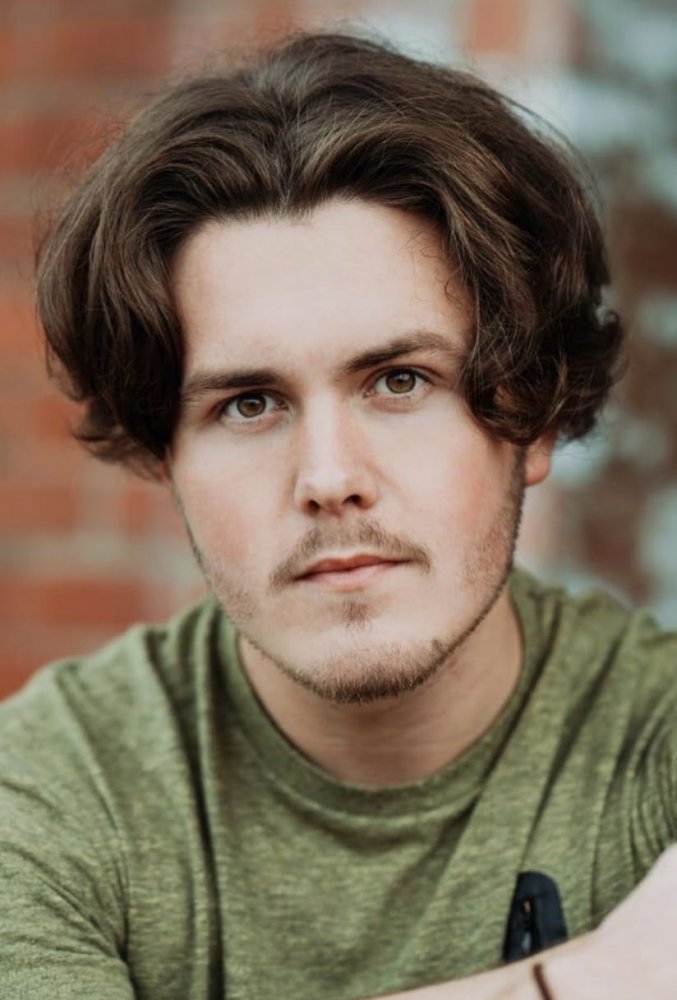 Gavin Lee Lewis