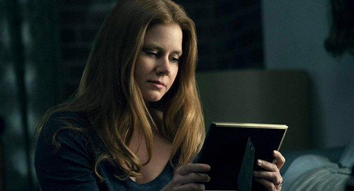 Женщина в окне