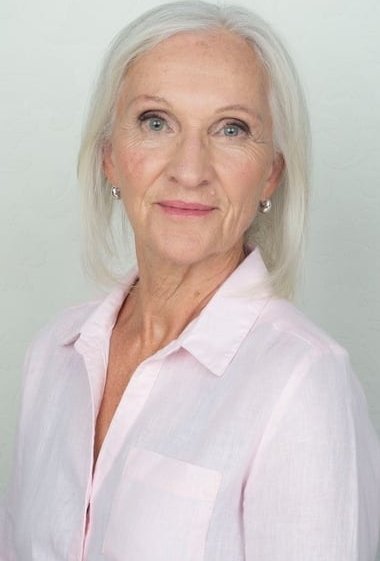 Анджела Нарт