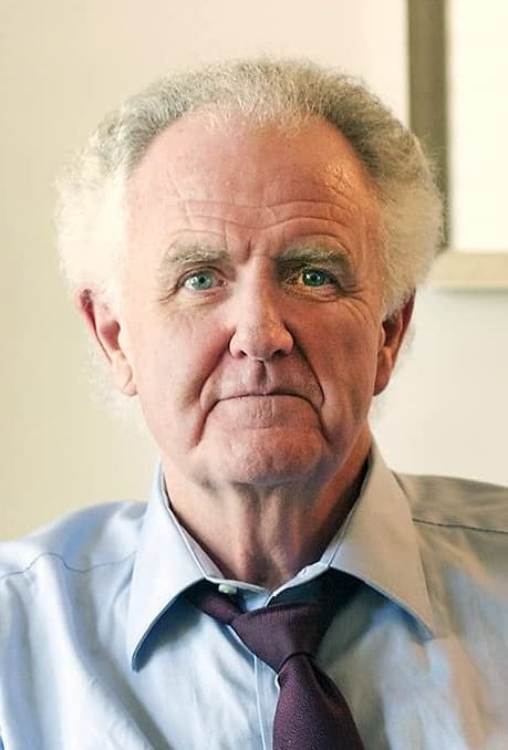 Роджер Данн