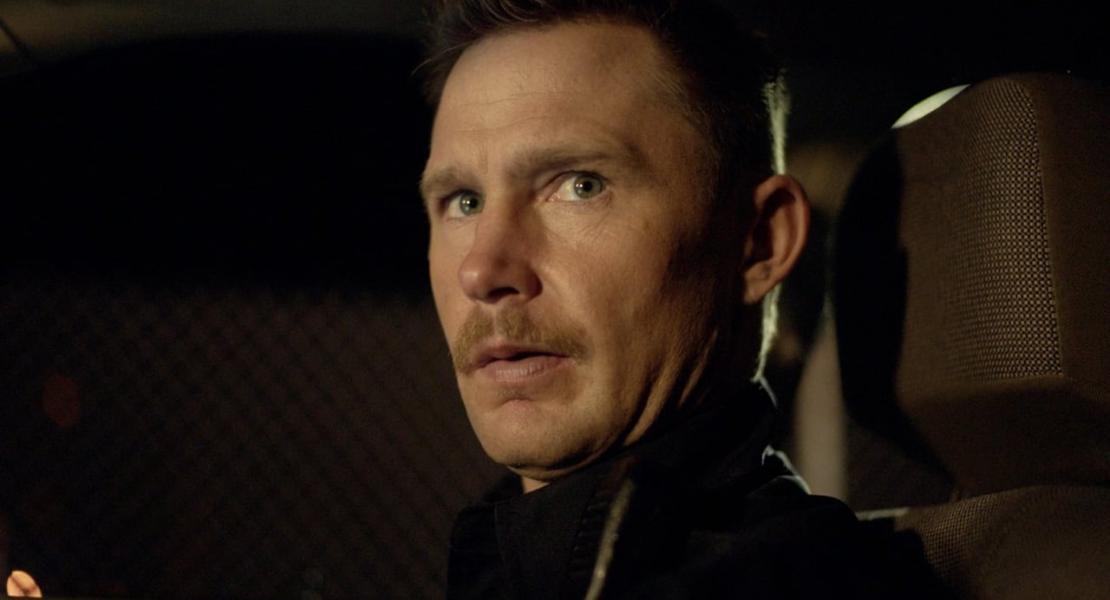 Кадры из фильма Выстрел вслепую (2020) — smartfacts