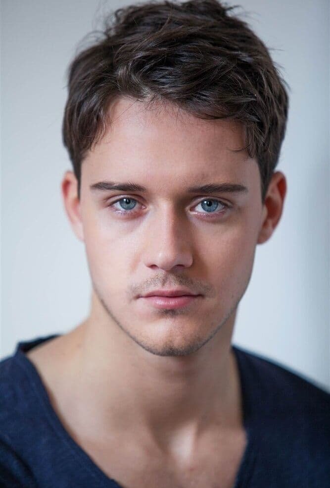 Сезар Домбой