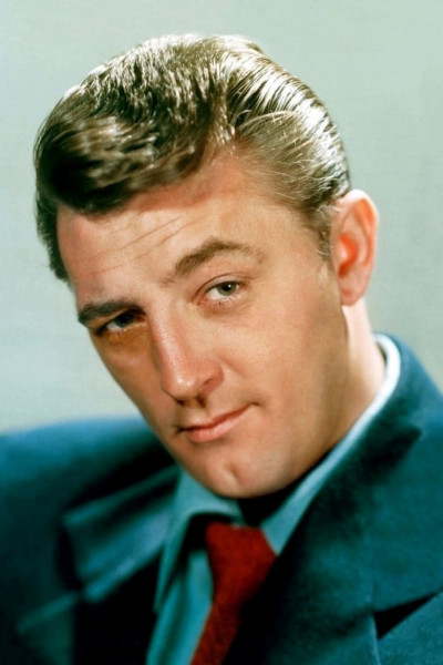 Роберт Митчем