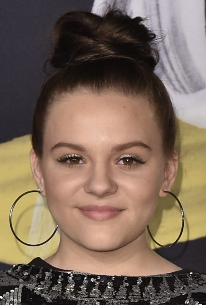 Мэйси Стелла