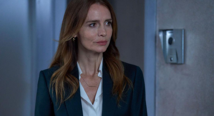 Досье «Чёрная канарейка»