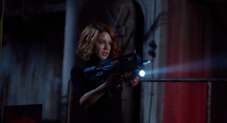 Досье «Чёрная канарейка»